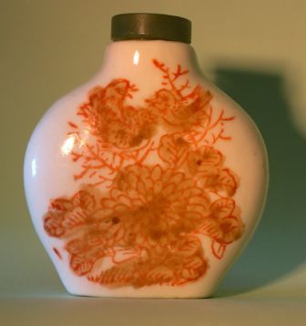 Tabati�re en porcelaine � d�cor de feuillus