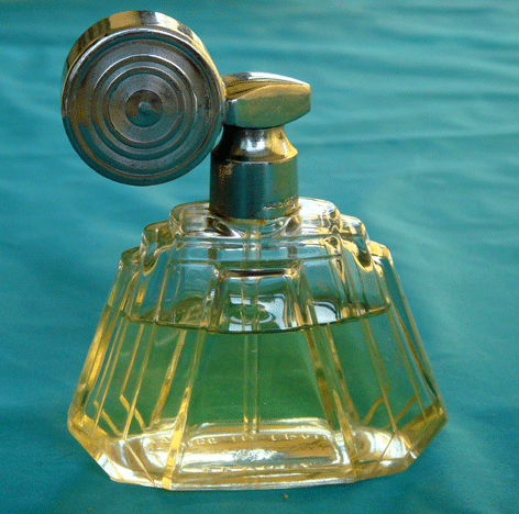 Vaporisateur en cristal de S�vres